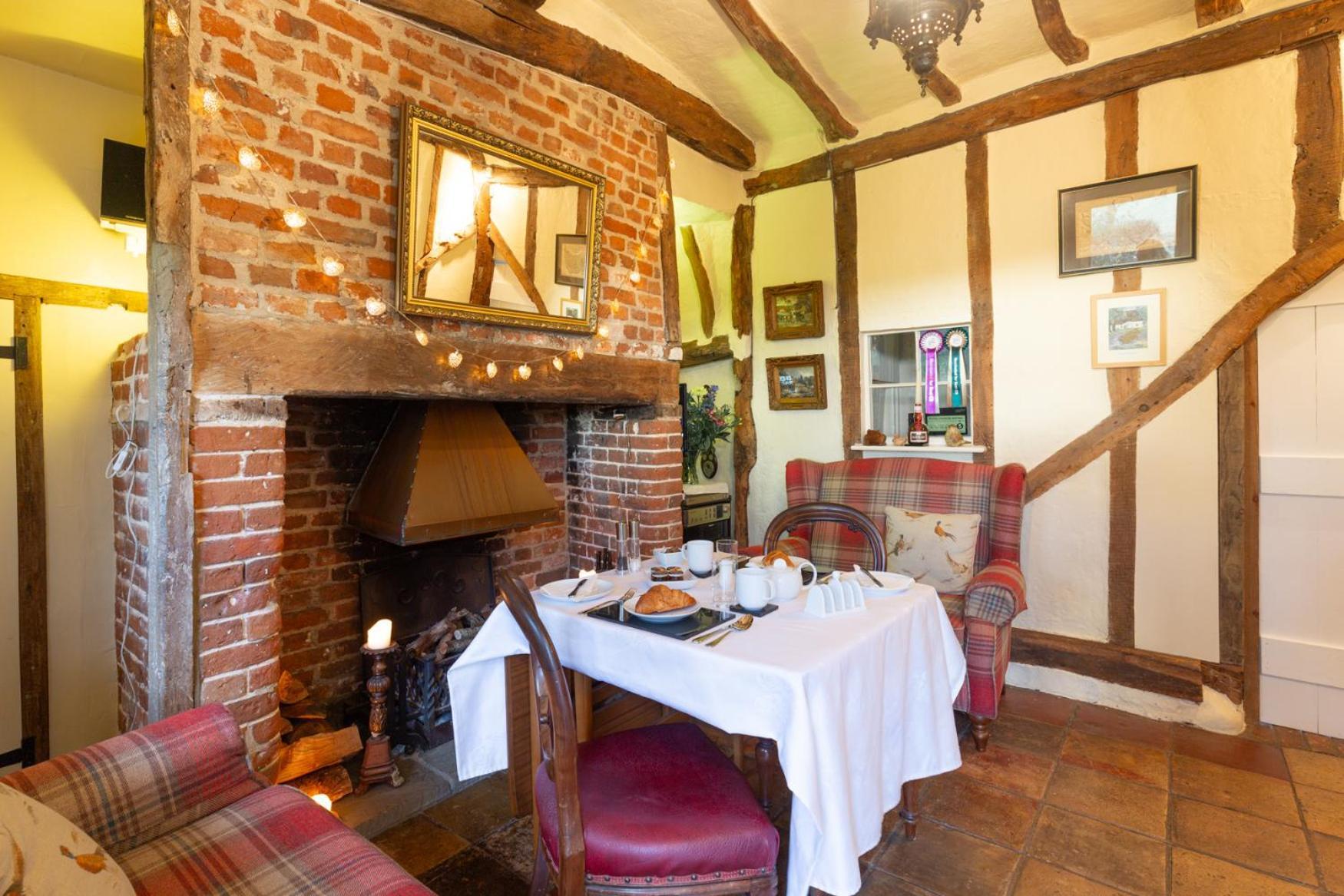 Frogs Hall B&B Eye  Exterior foto